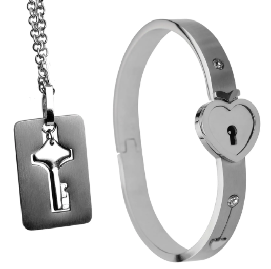 Key Charm Necklace & Heart Lock Decor Bracelet | SHEIN IN