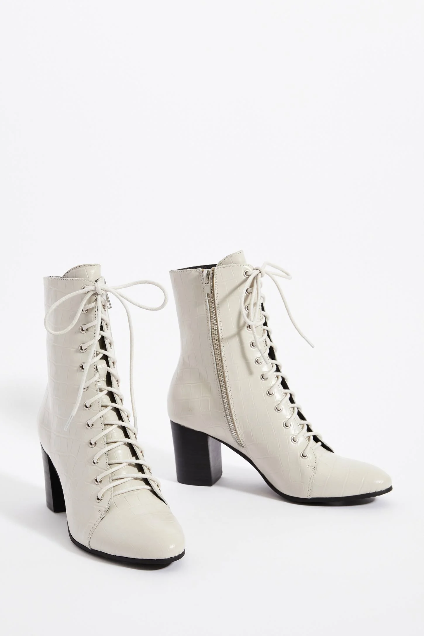 silent d lace-up heeled boots