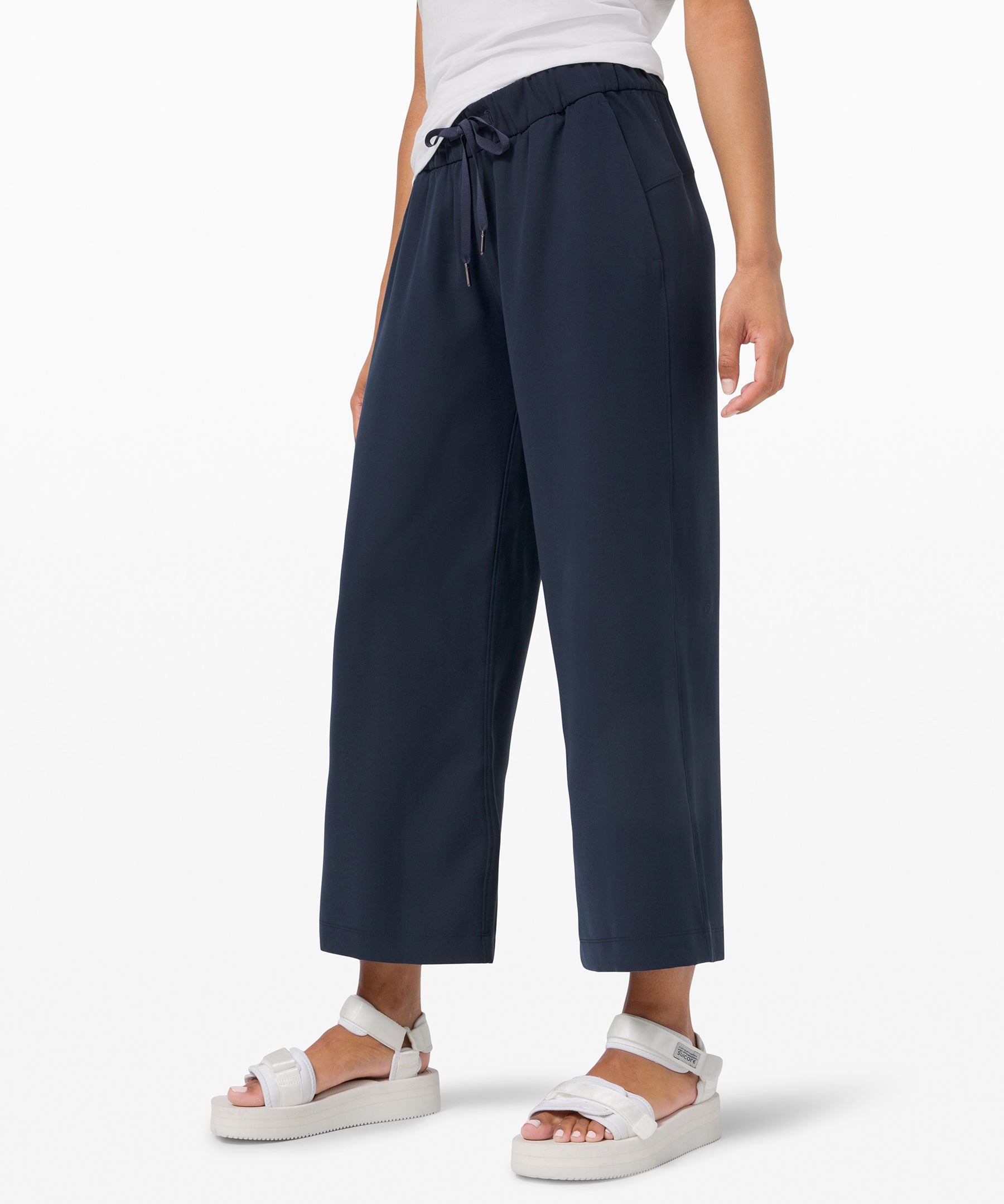 lululemon athletica, Pants & Jumpsuits, Lululemon Wanderer Culottes Size  2