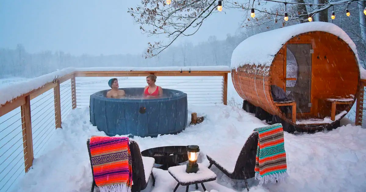 airbnb with hot tub near me