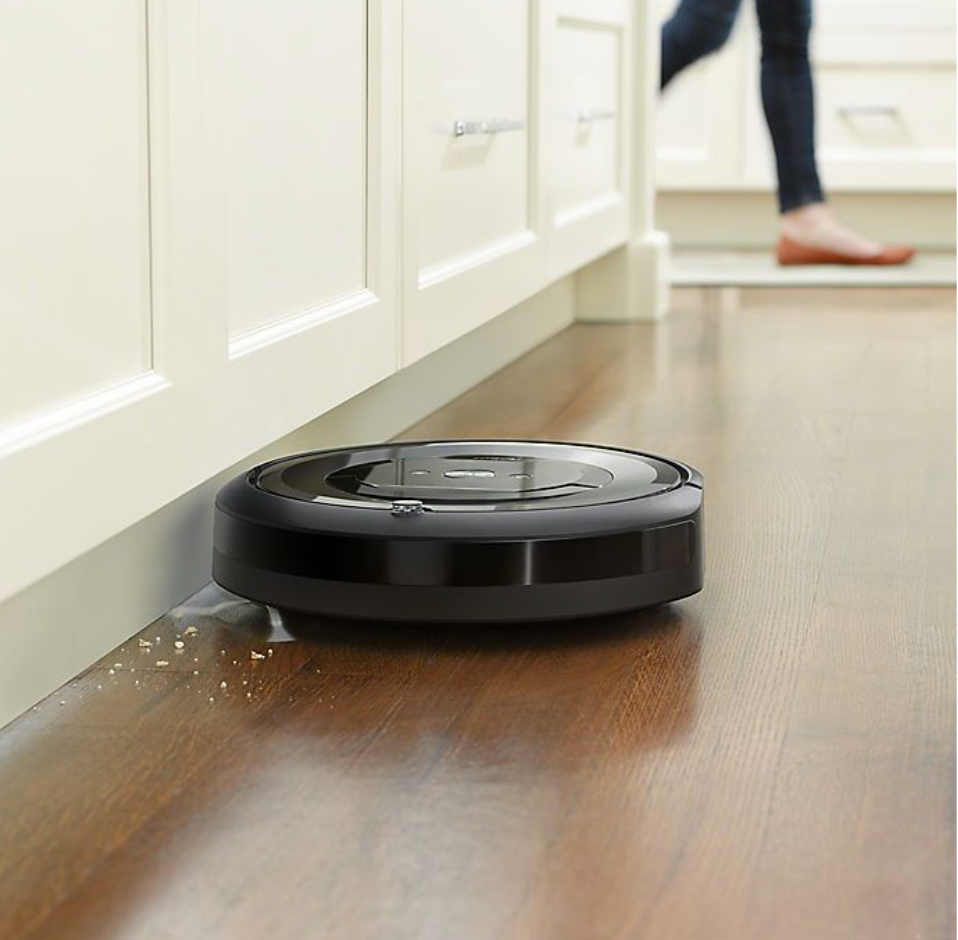 IRobot IRobot Roomba E5 Wi Fi Connected Robot Vacuum   10186475 