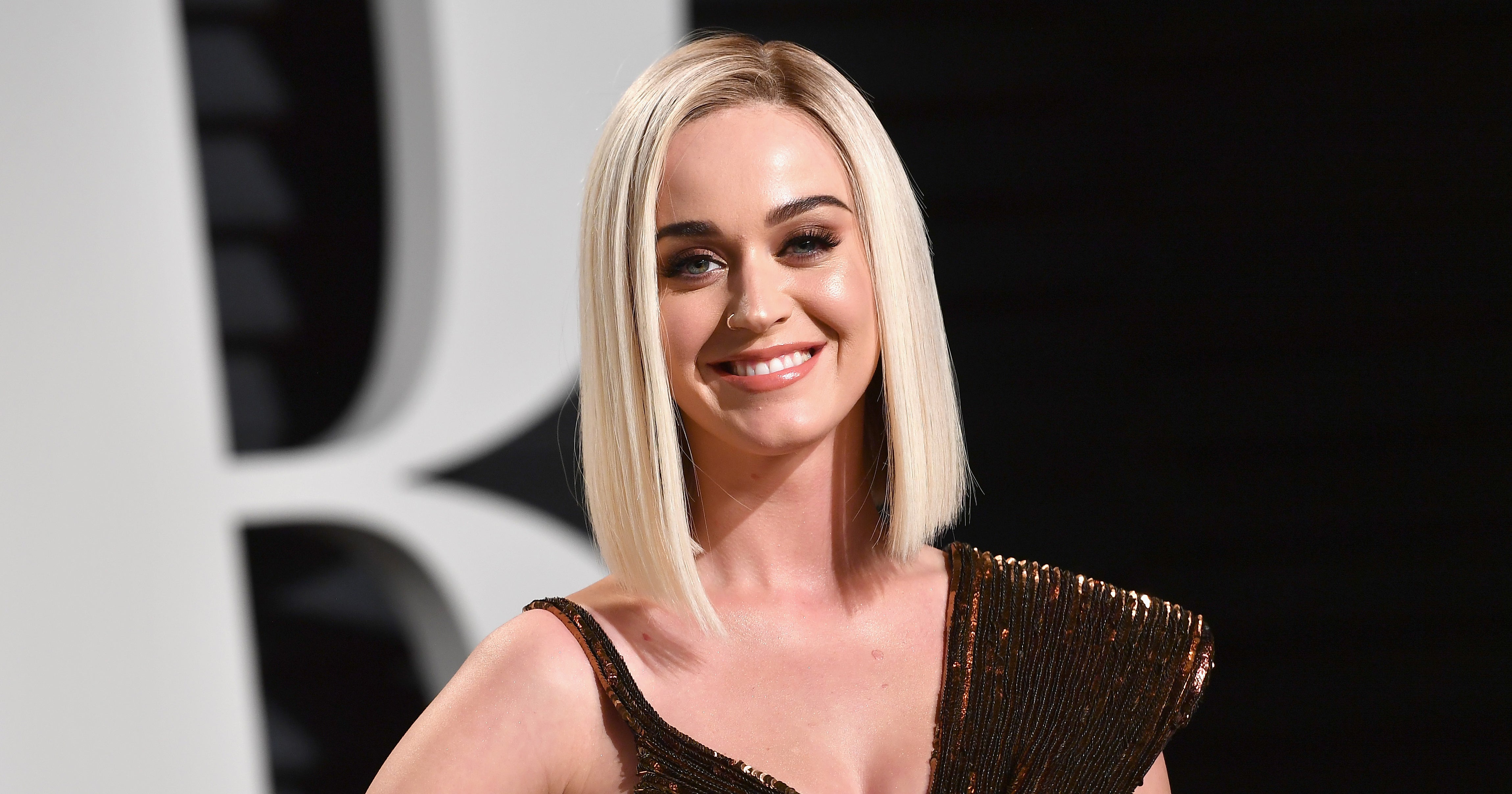 Katy Perry Got Blonde Hair Extensions In New Instagram