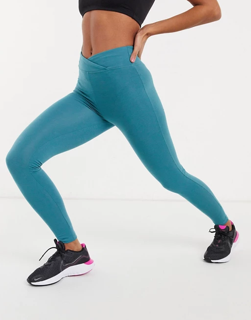 PSA: Aerie Just Released an Even Better Version of Its Viral TikTok  Crossover Leggings