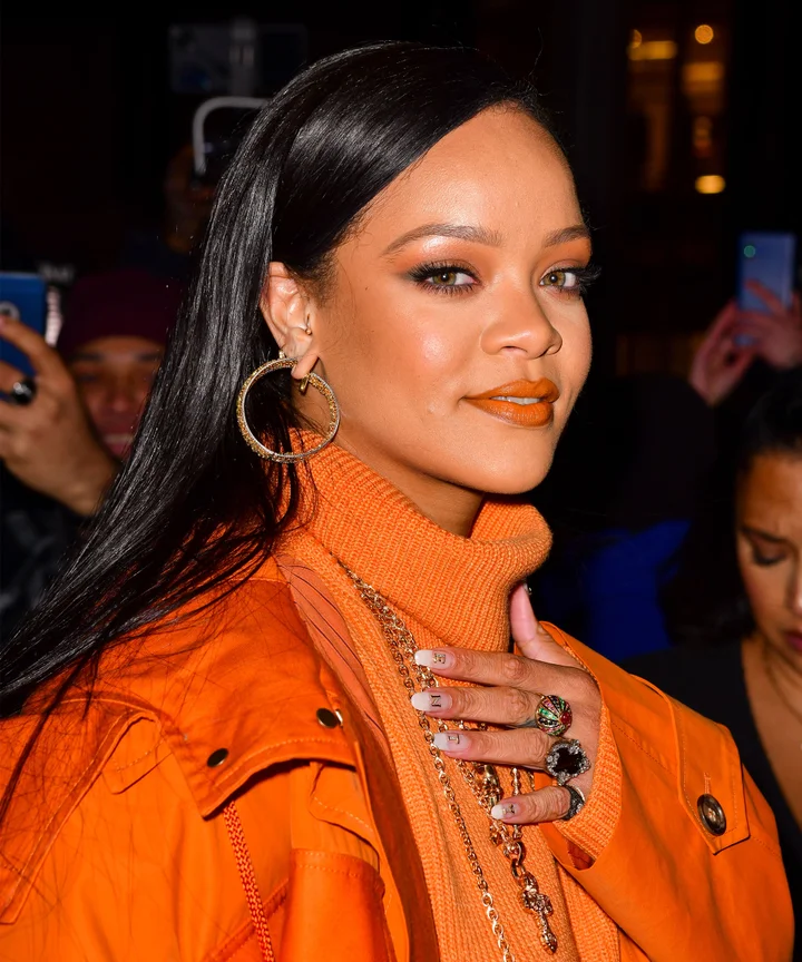 Rihanna's latest Fenty Beauty product is for the 'no makeup-makeupers' -  Good Morning America