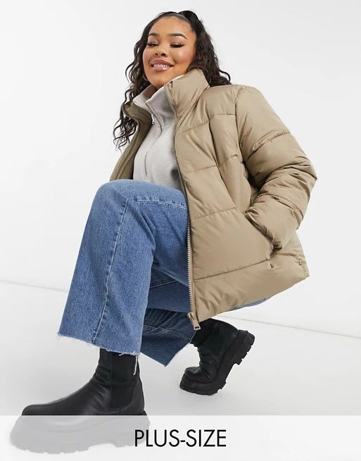 BlushCozy: Women's Beige Winter Puffer Jacket – ZEBaa