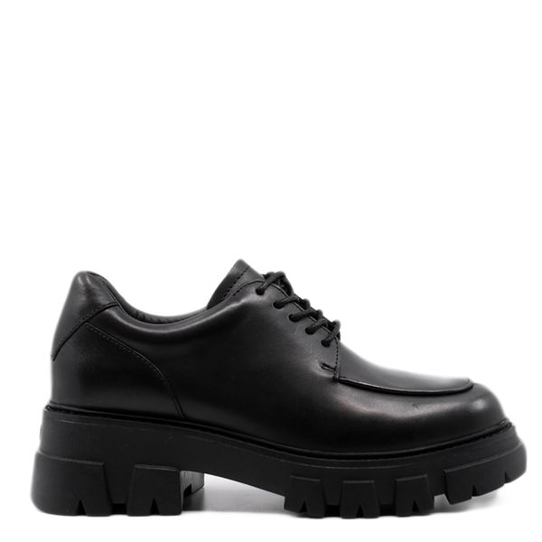 Ash + Black Leather Shoe