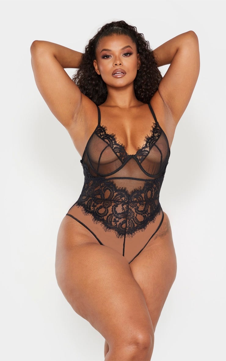Wholesale sexy plus size lingerie models For An Irresistible Look