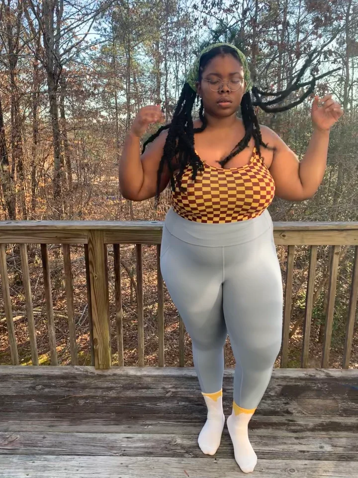 PLUS-SIZE LEGGINGS & GYM WEAR - A Life With Frills