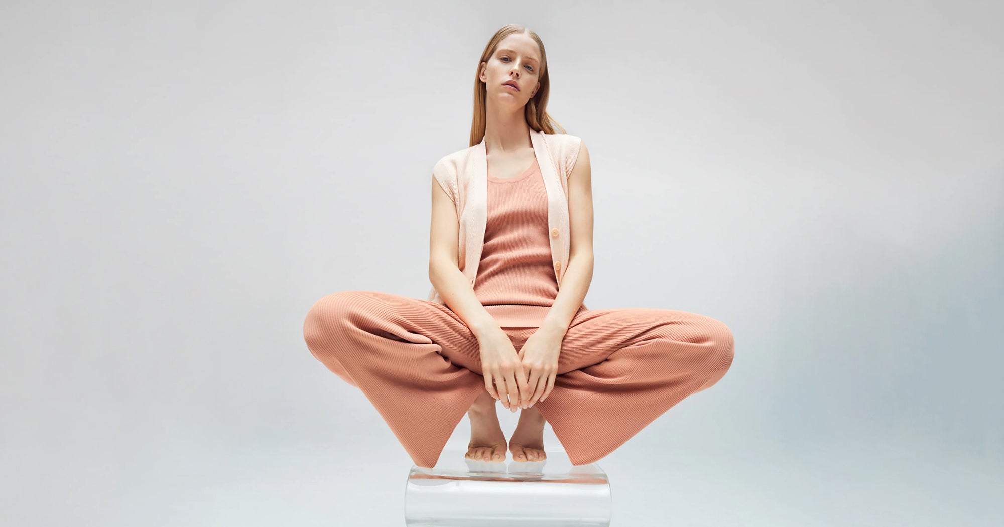 Recreating weird modelling poses by Zara 🤍 Dress from Bianca's Closet... |  TikTok