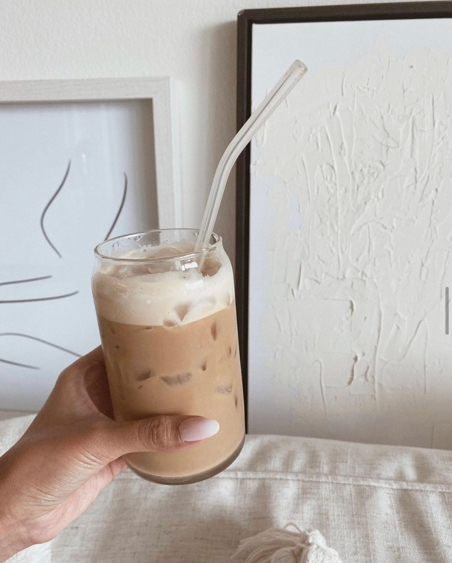 Black Coffee Cup Aesthetic  Coffee tumblr, Coffee pictures, Coffee  smoothies