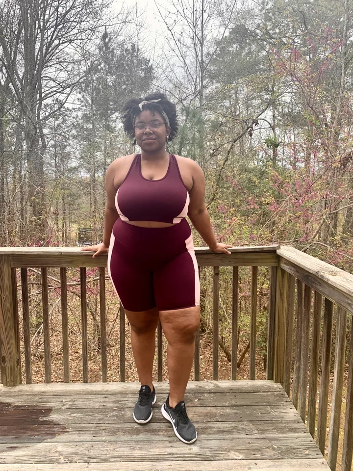Four women who range from size 6 to size 18 try out gym wear