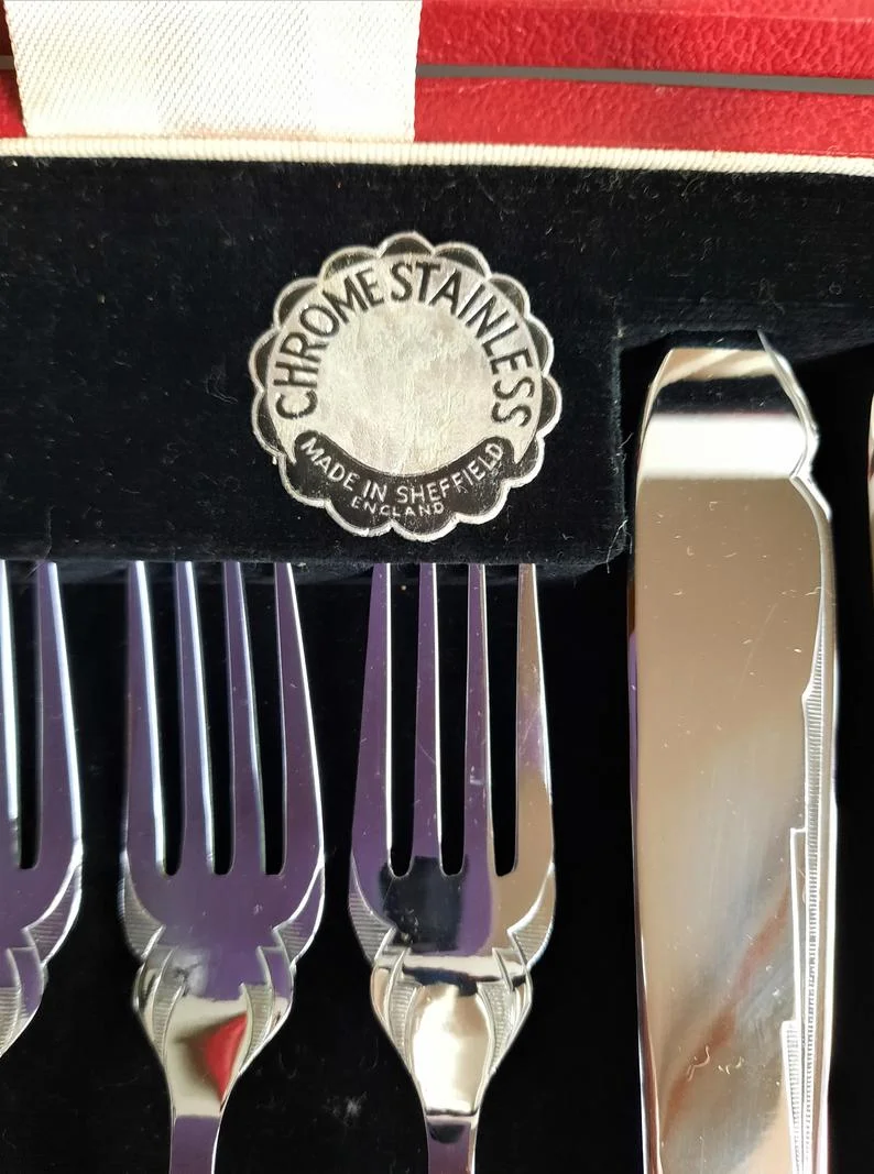 Vintage 12pc Firth Staybright Fish Cutlery Set - faux bone handles
