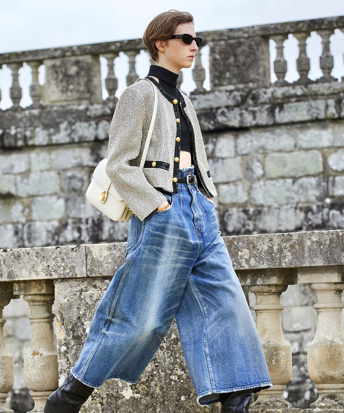 Stylish Winter Outfit: Baggy Jeans x Jacket