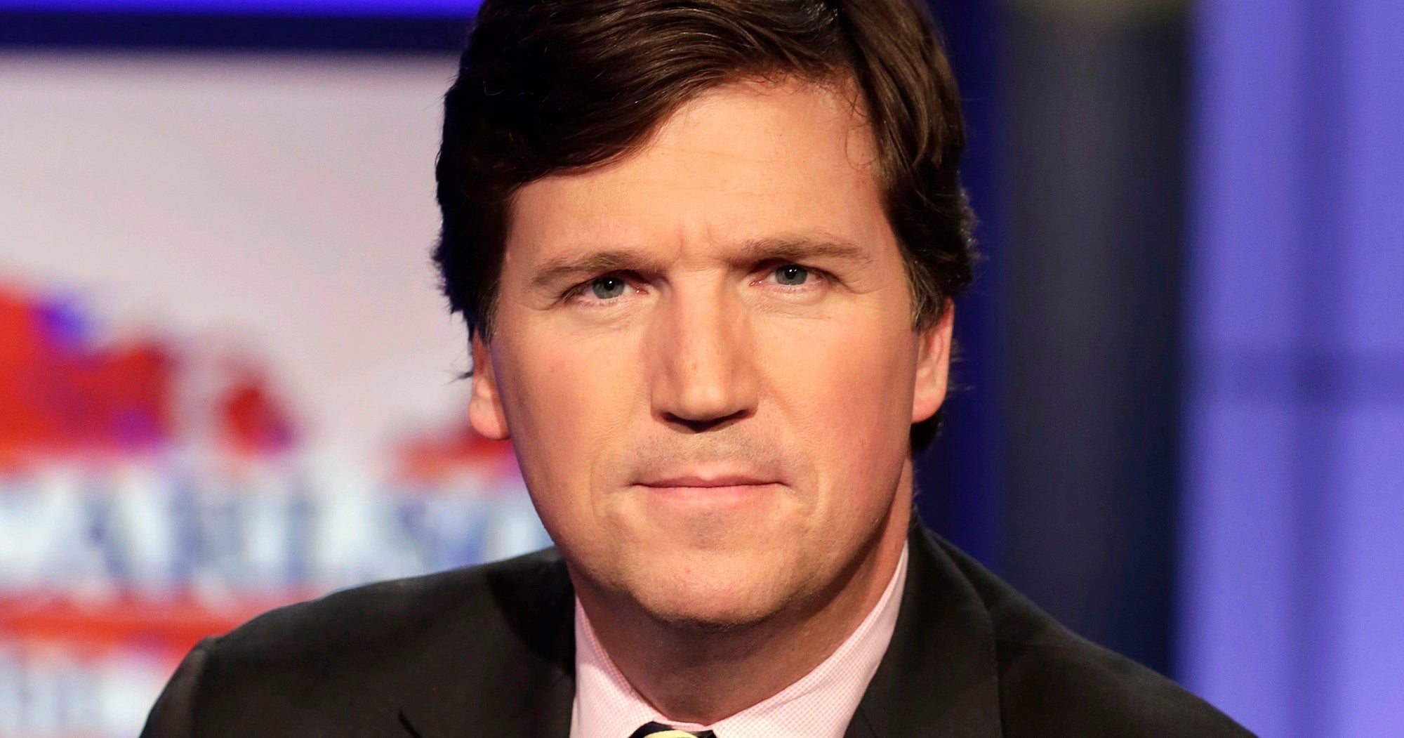 Такер карлсон википедия. Tucker Carlson. Такер Карлсон Фокс Ньюс. Такер Карлсон Fox News. Телеведущий Fox News Такер Карлсон.