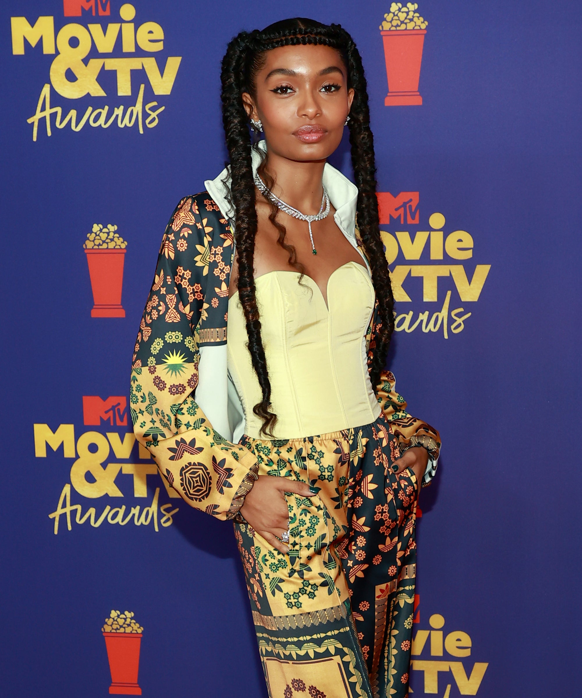 Yara Shahidi Wore A Tracksuit & Corset On Red Carpet