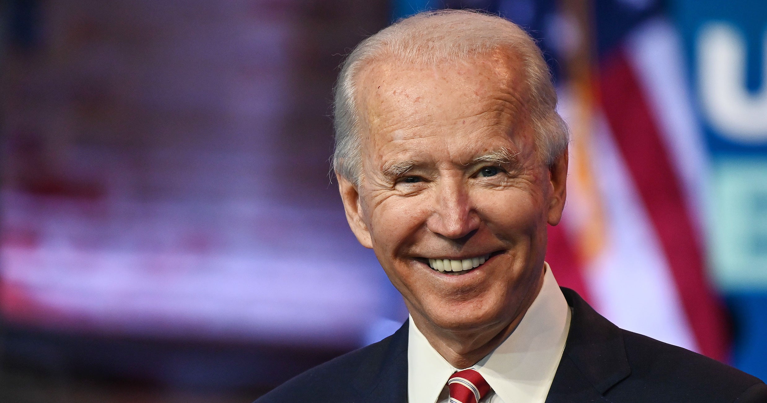 biden-tinder-team-up-to-help-vaccinated-people-on-app