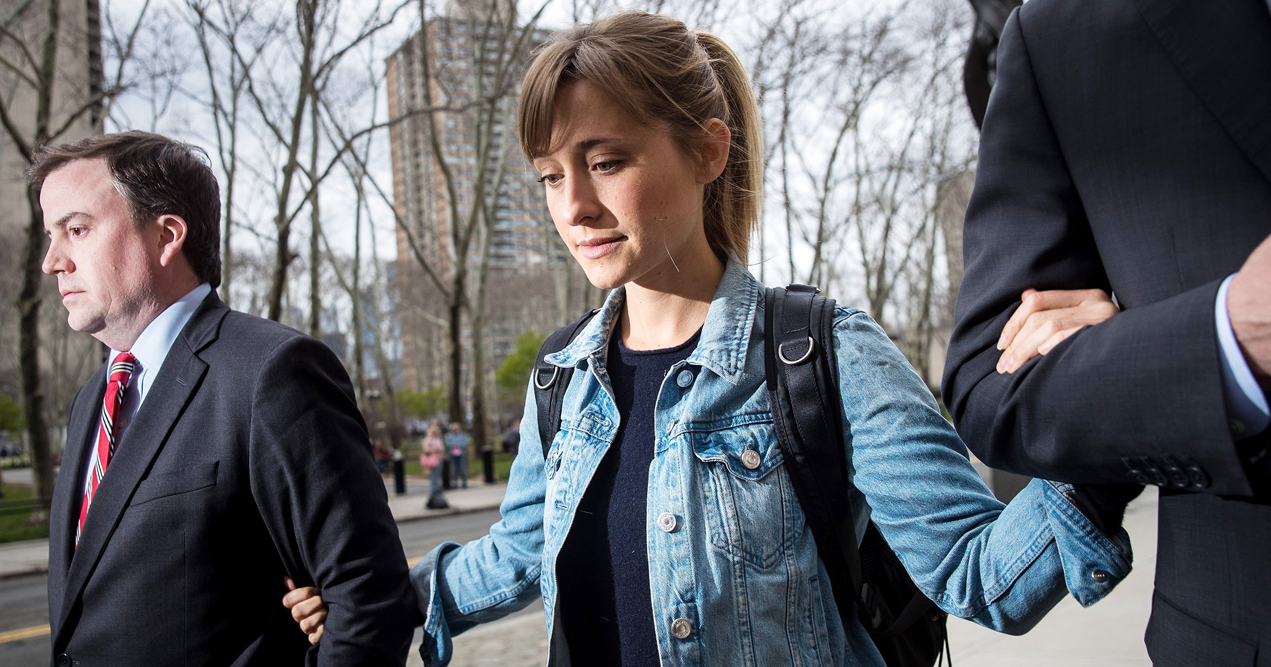 Allison Mack Sentenced To 3 Years In Prison For Her Role In Nxivm Sex Cult Flipboard