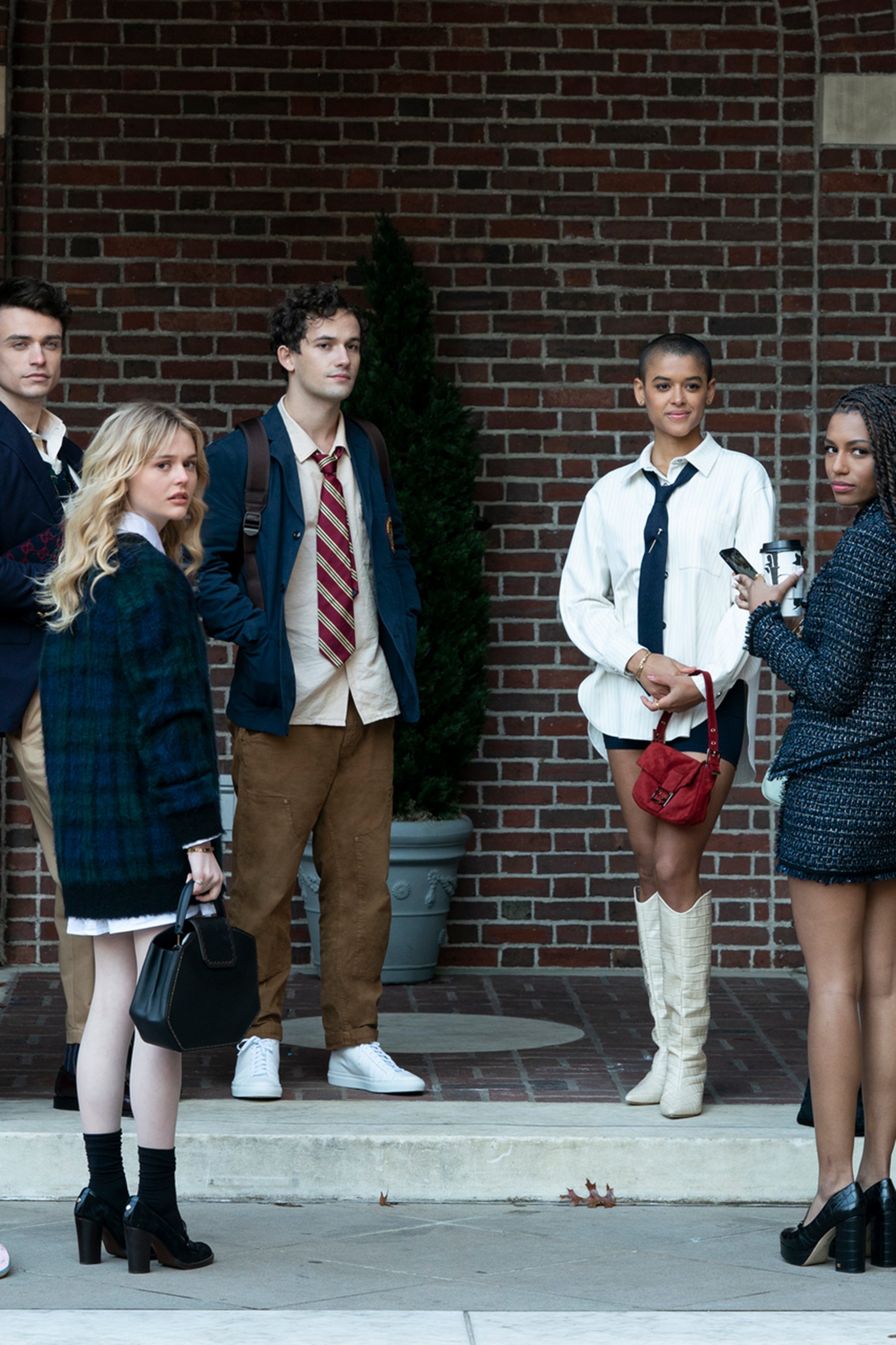 A First Look at the Outfits in HBO Max's Gossip Girl Reboot