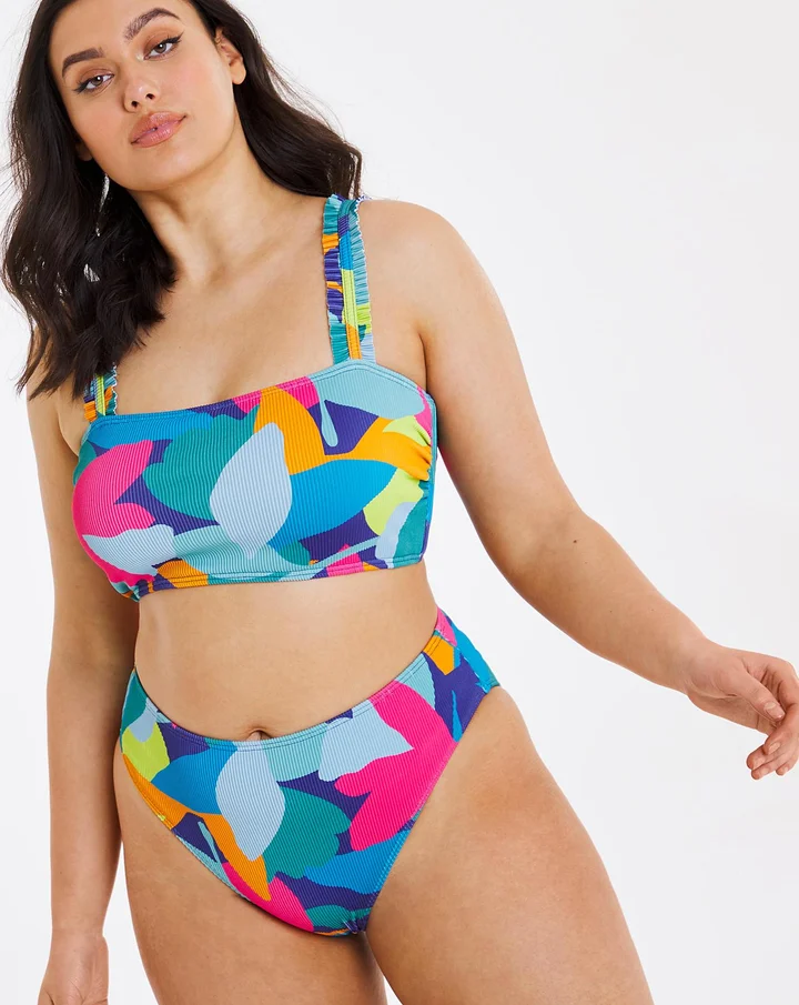 La Blanca Swimsuit Bathing Suit Abstract Print Ruching Built in