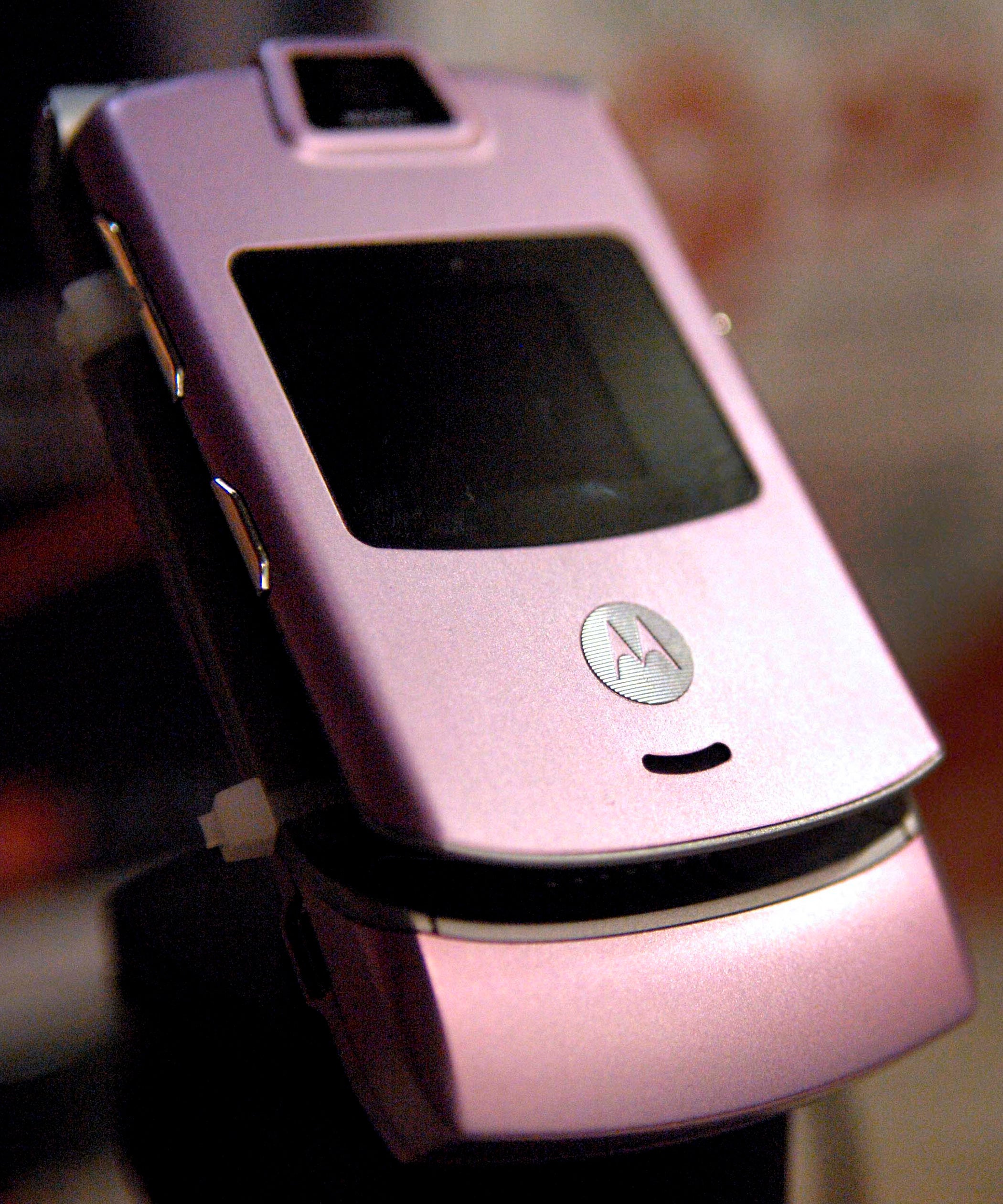sidekick phone pink