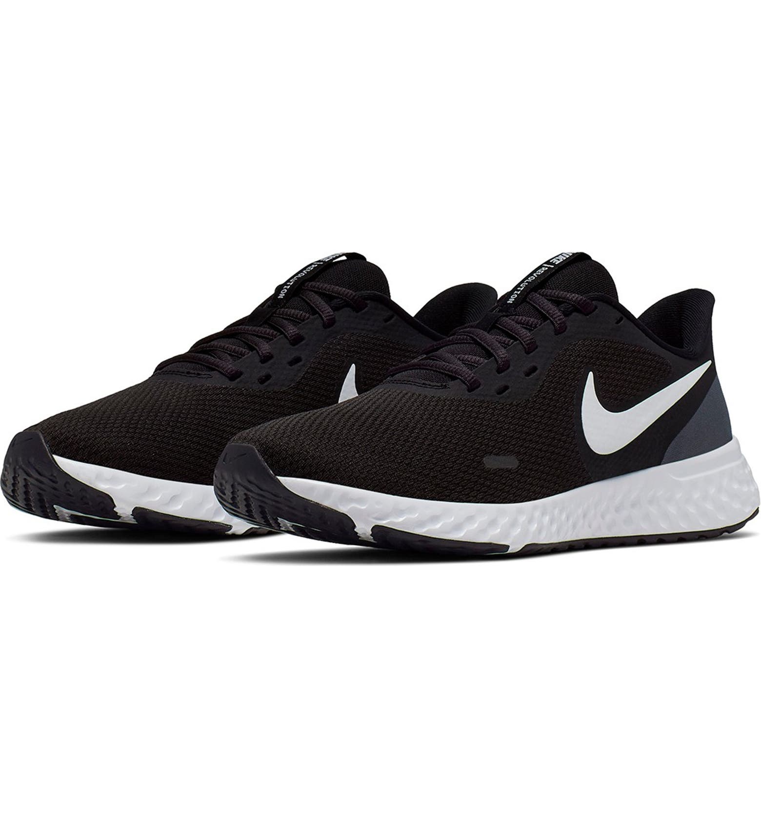 nike run revolution 5 trainers