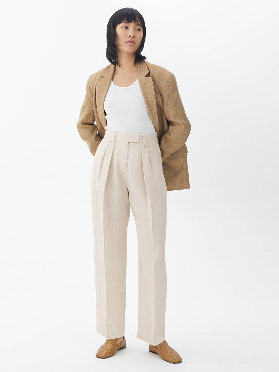 Urban Revivo high waisted linen pants with belt in beige | ASOS