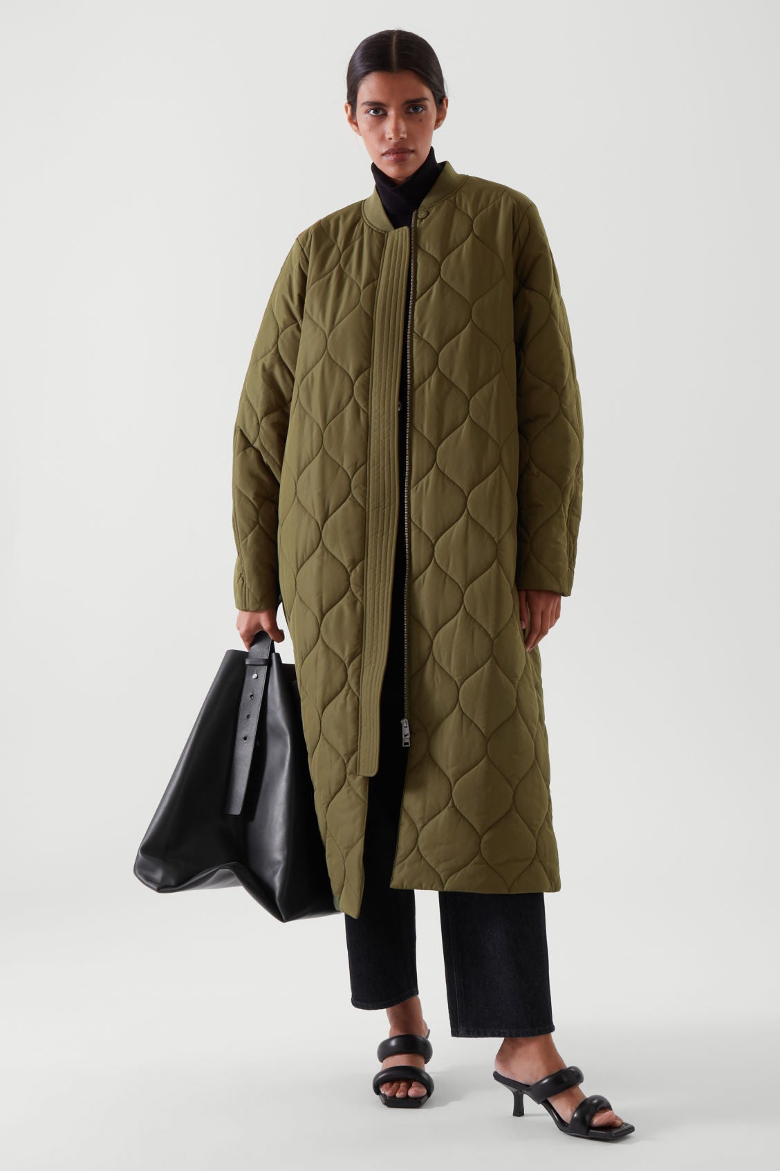 変更OK COS LONGLINE QUILTED LINER COAT | giulianacividanes.com.br