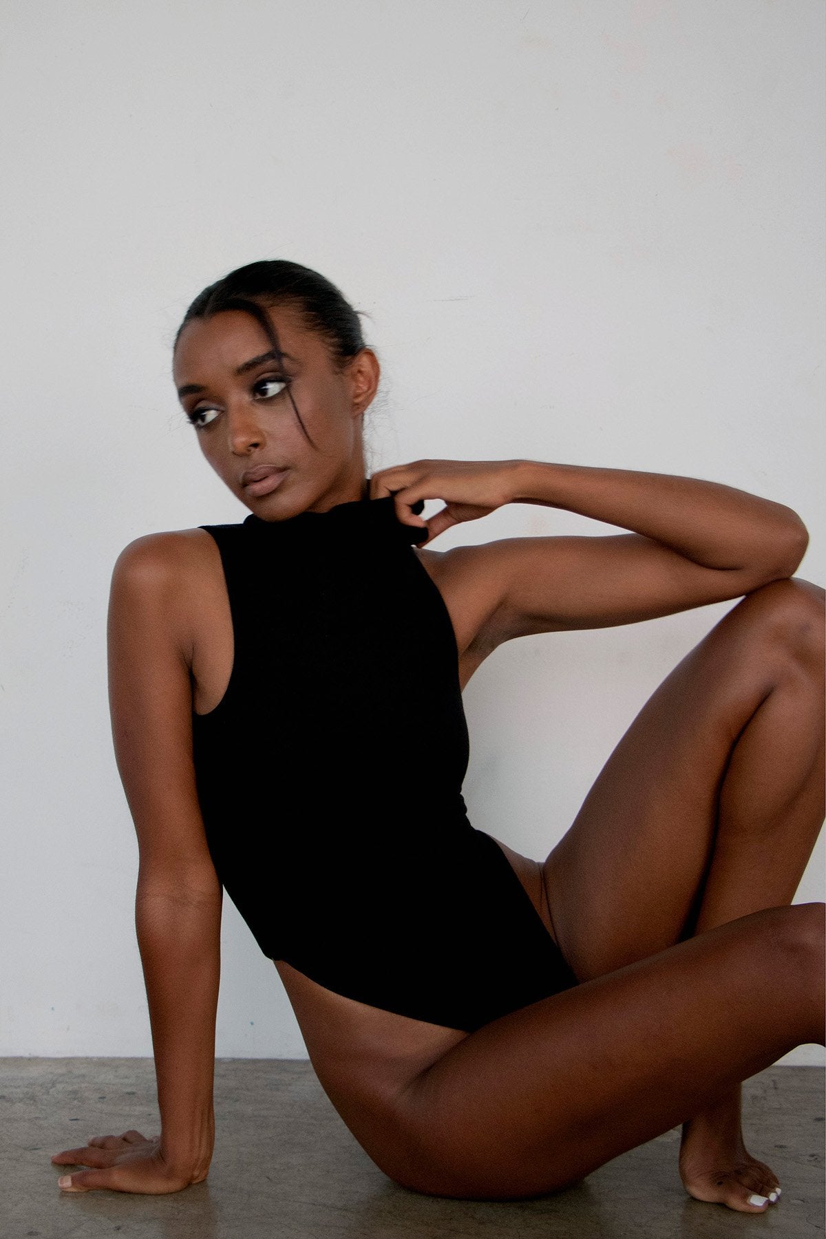 Re Ona + Turtleneck Sleeveless Bodysuit