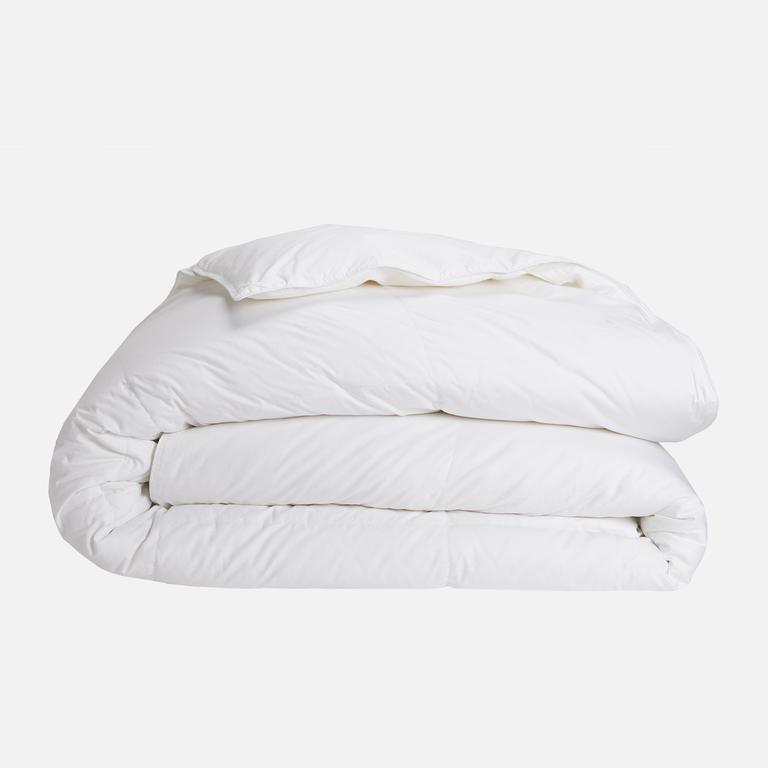 brooklinen-vs-parachute-down-comforter-buy-and-slay