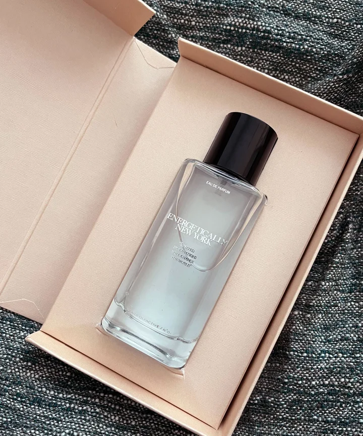 Visiting @ZARA for perfumes… this on is amazing! #zara #perfumes