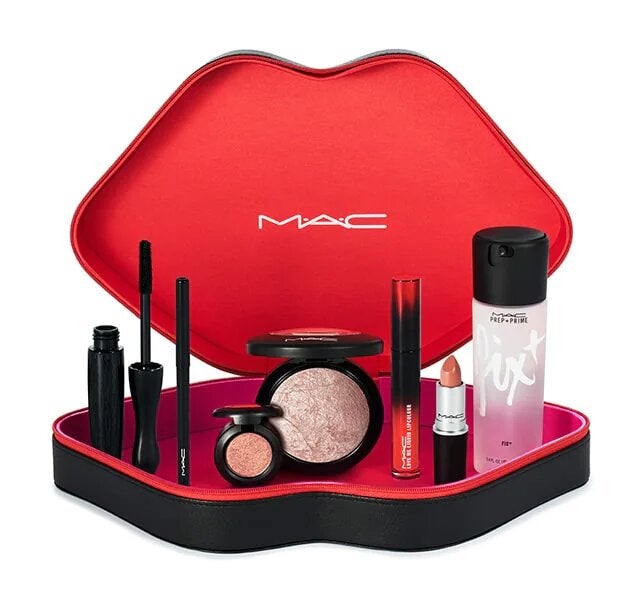 MAC Women's Firelit Kit Makeup Gift Set Silver | Makeup gift sets, Makeup  gift, Gift set