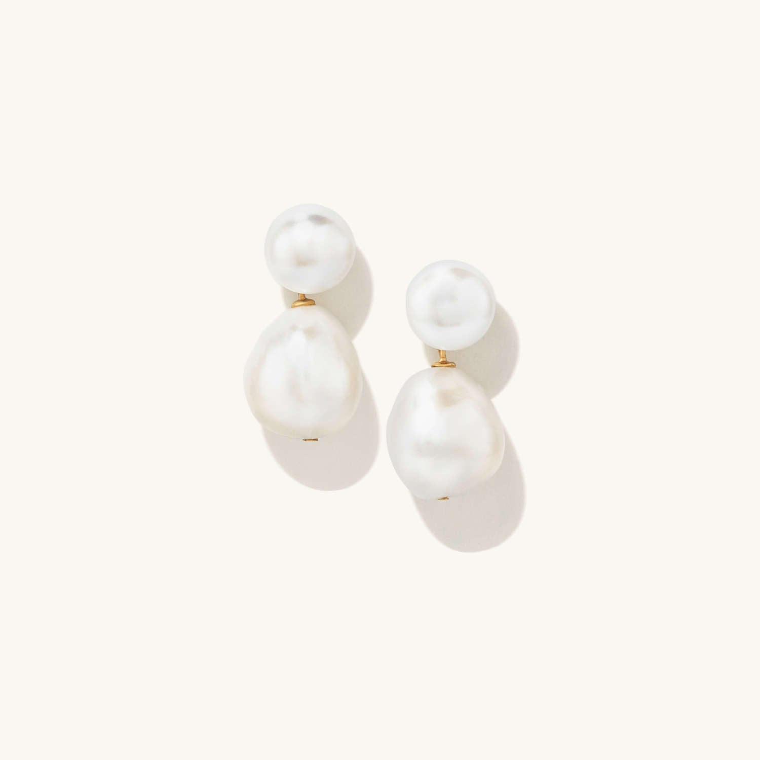 Mejuri deals pearl earrings