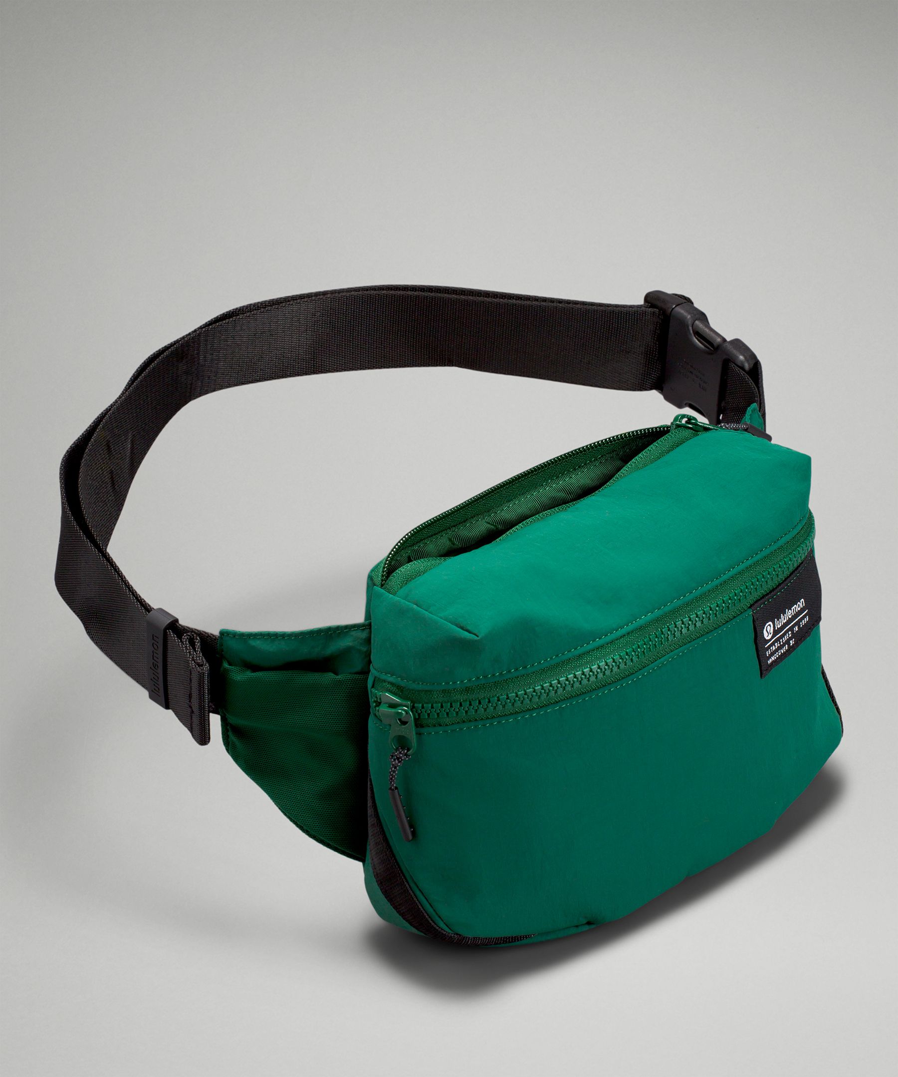 Lululemon Clean Lines offers Belt Bag (Bronze Green- 2L)