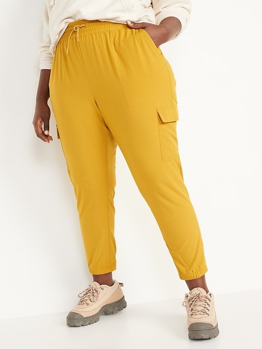 Women's Old Navy Mid-Rise Street Joggers Pants, Yellow, Small, NEW