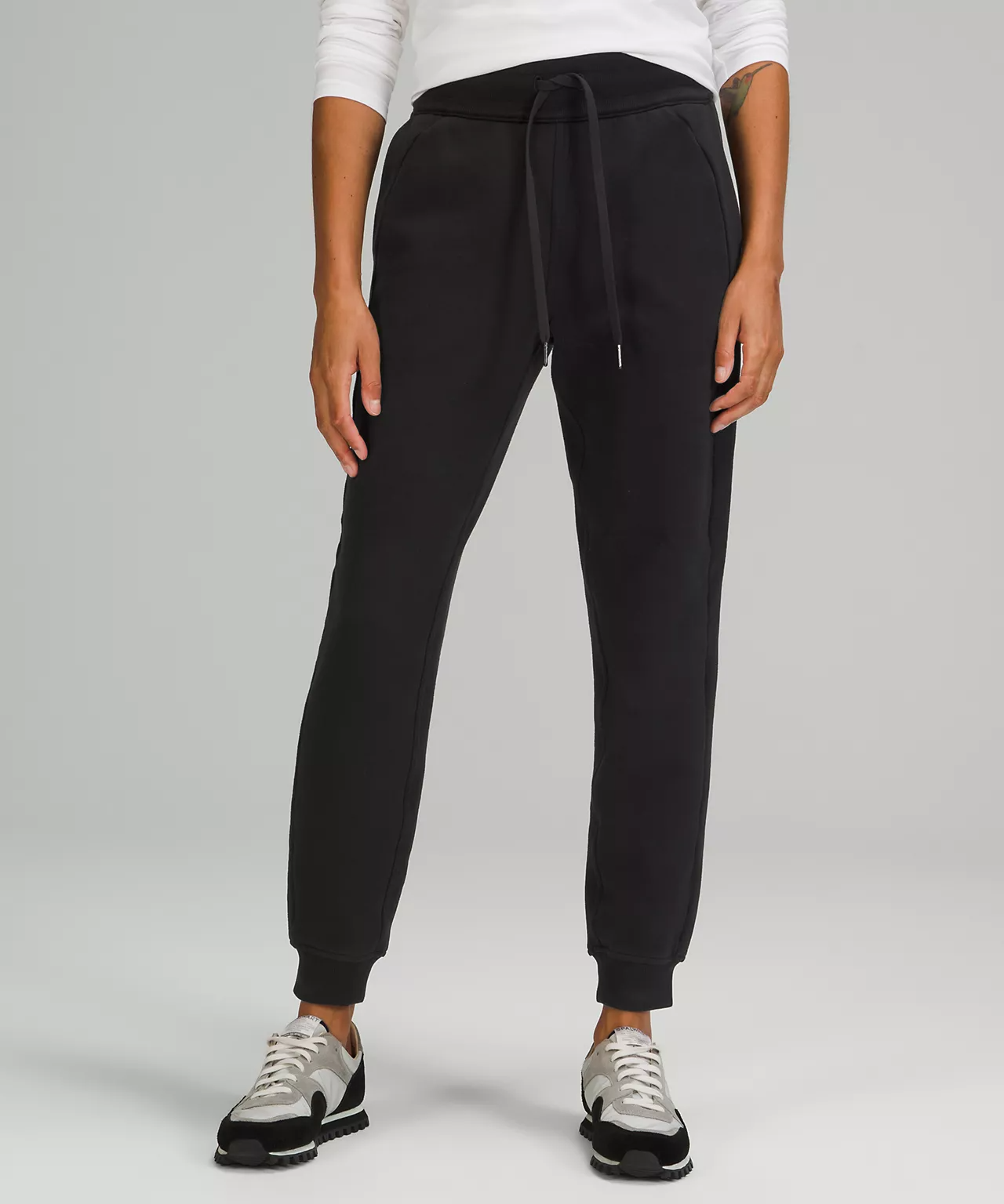 Lululemon + Scuba High-Rise Jogger