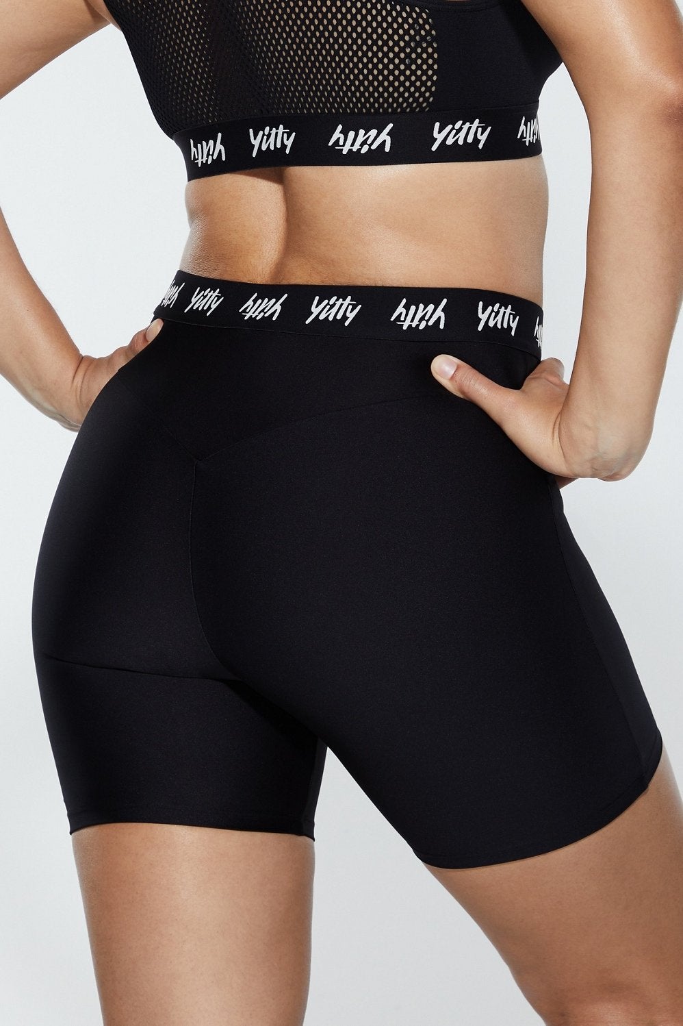 Lizzo's Shapewear Line: Why I Was Disappointed By Yitty