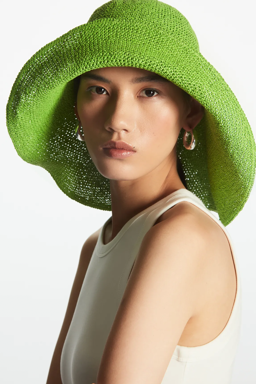 Hats & Scarves  Womens COS STRAW SUN HAT Green ~ Theatre Collective