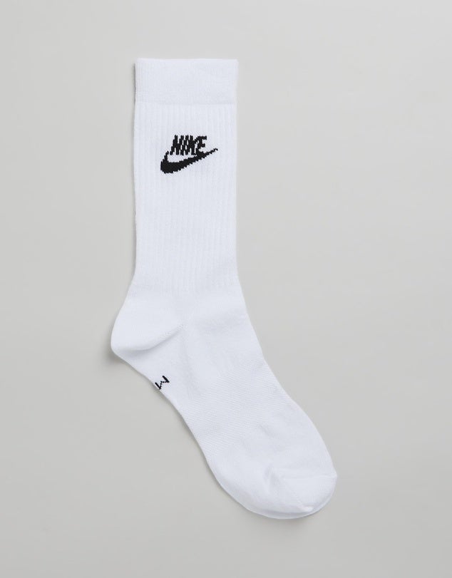 Nike + Sportswear Everyday Essential 3-Pack Crew Socks