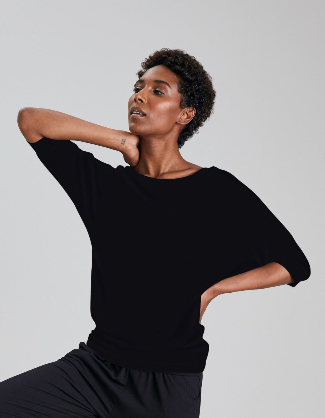 Asquith + Be Grace Batwing – Black