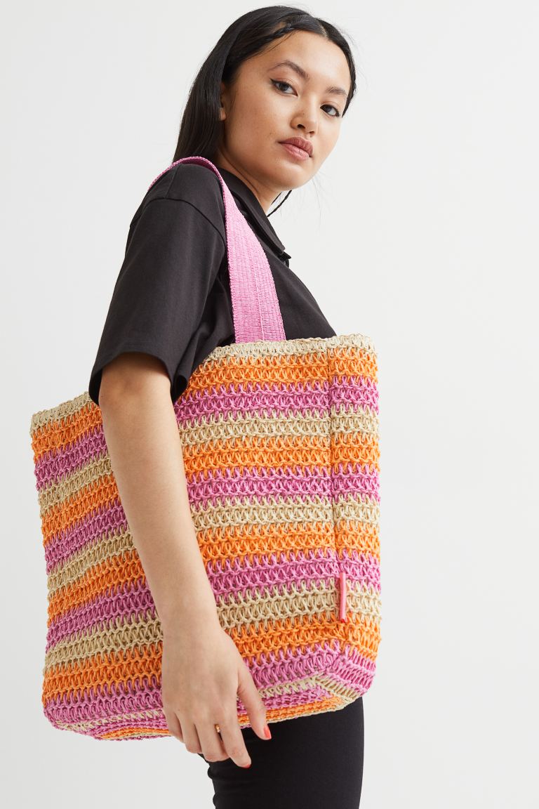 h-m-straw-bag