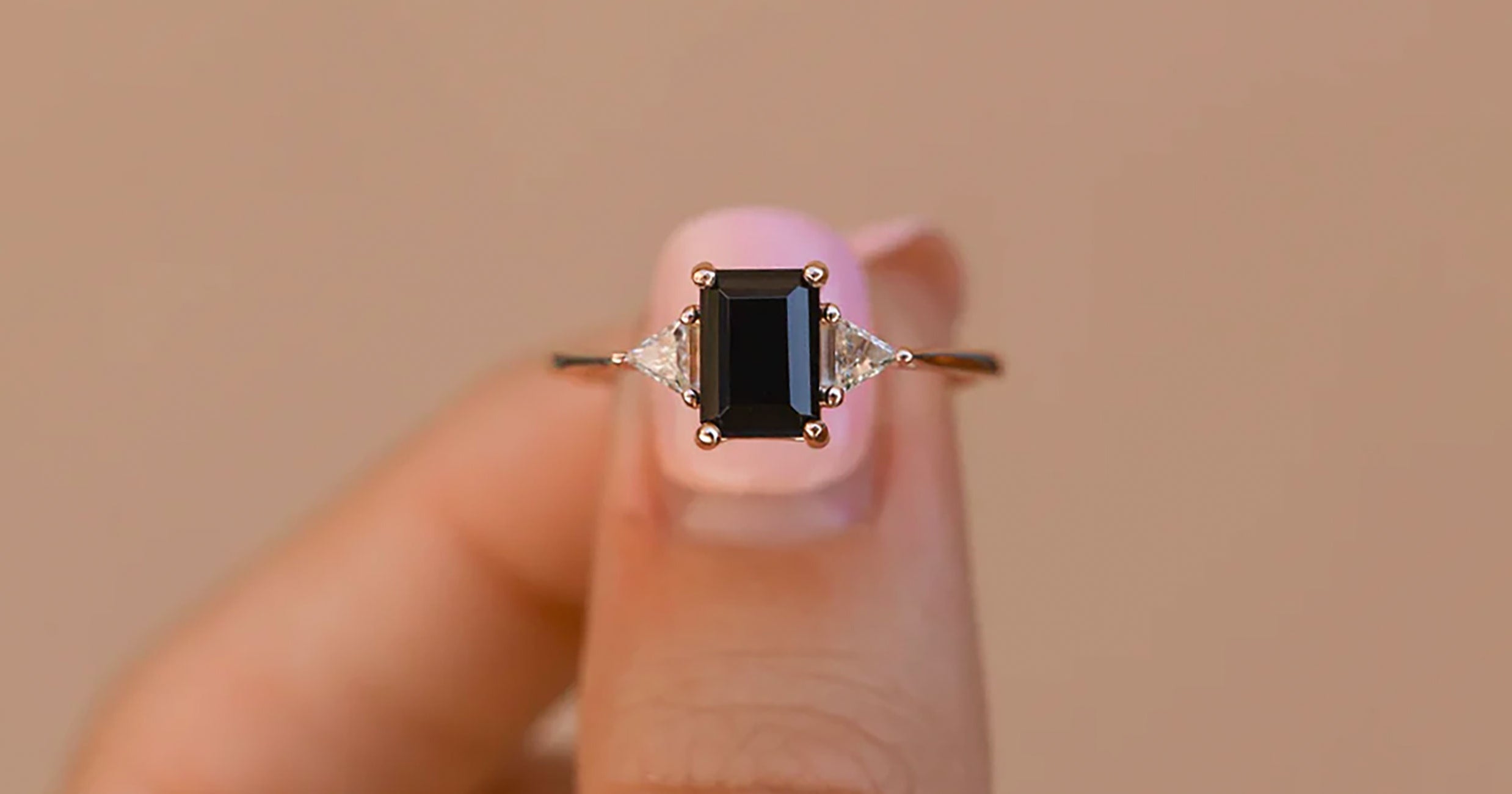 2022 Black Engagement Rings Trend 20 Styles To Try