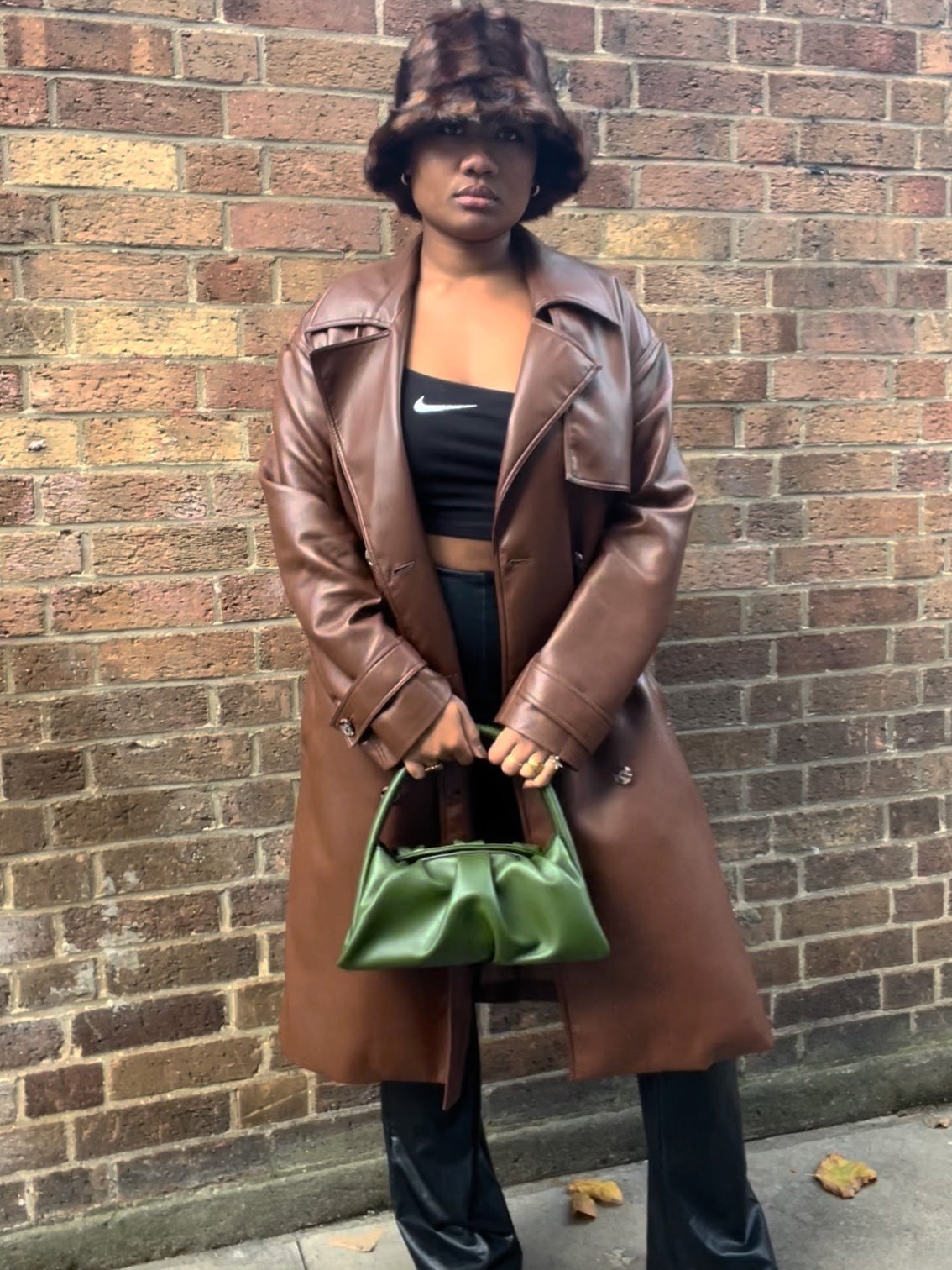 Black leather best sale hat outfit