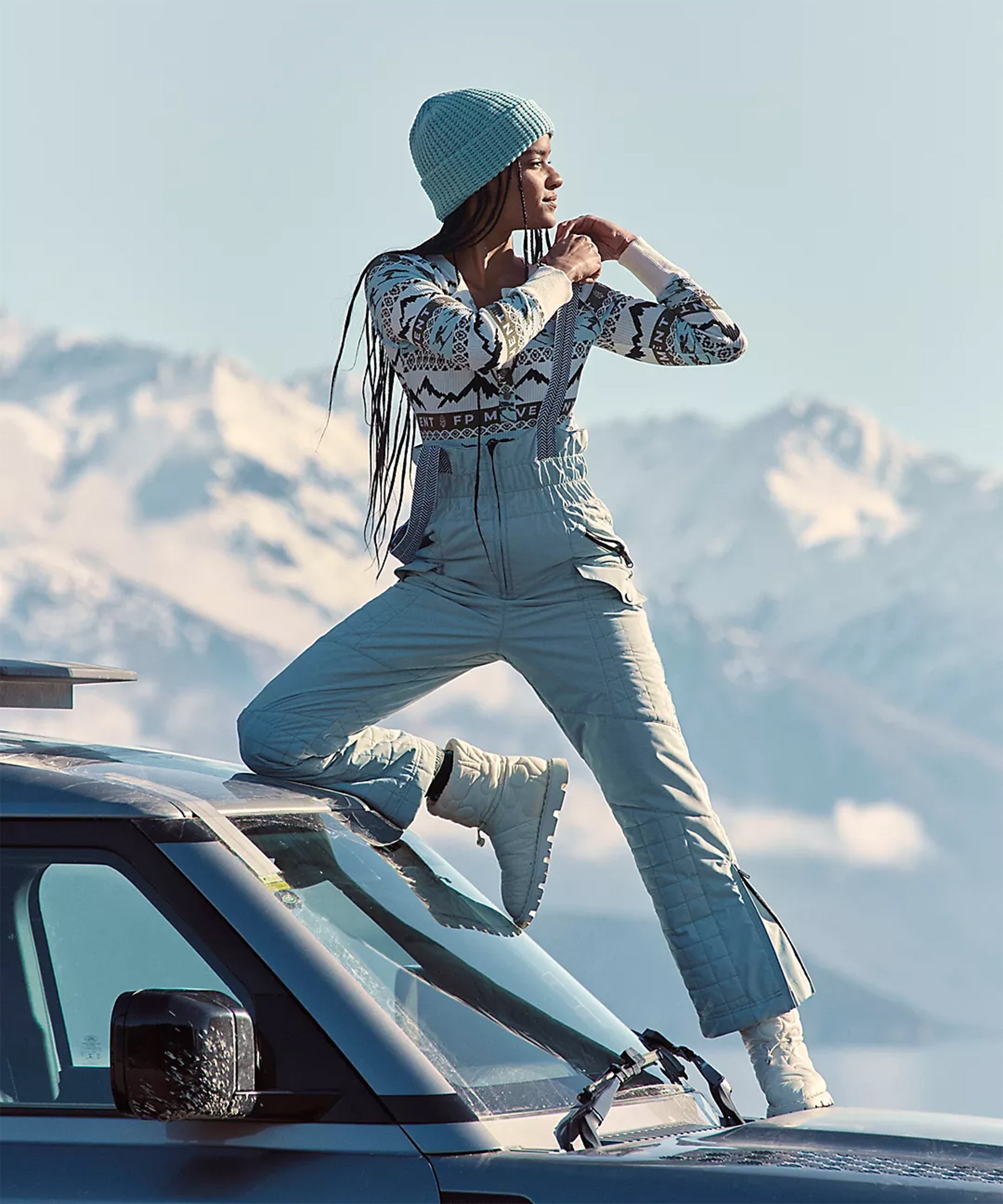 Ski Chic: What To Wear On The Slopes