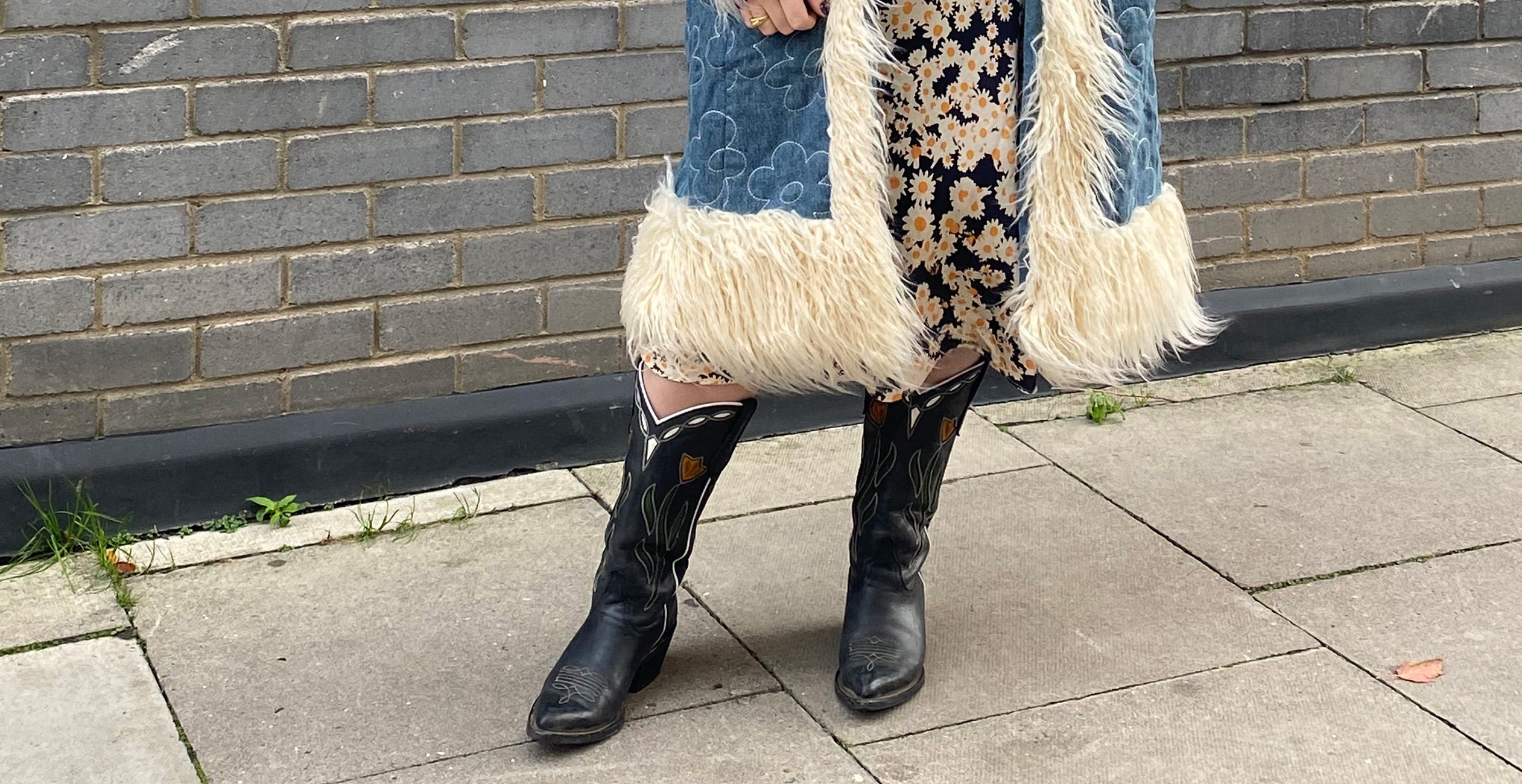 Cowboy boots sales outfit 2019