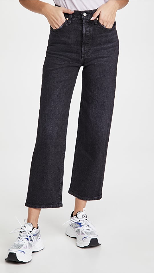 Levi’s + Ribcage Straight Ankle Jeans