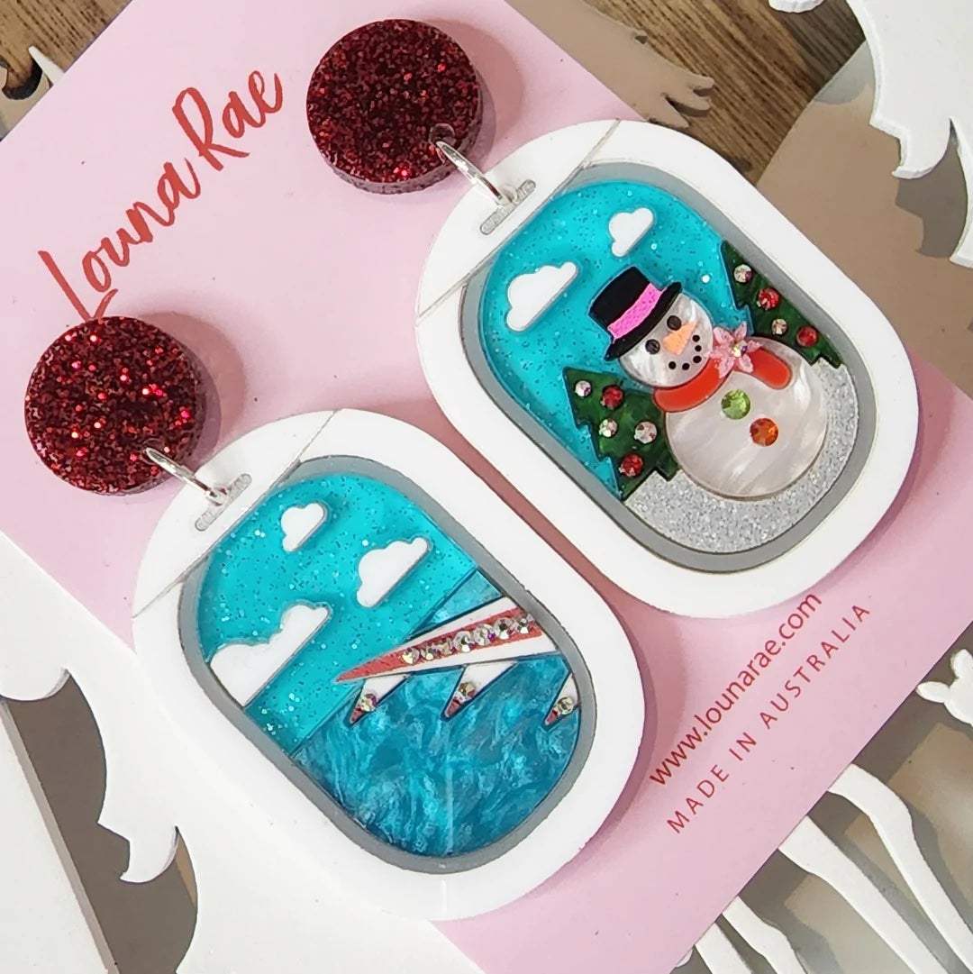 Louna Rae + Window Seat View Dangle Earrings – Snowman