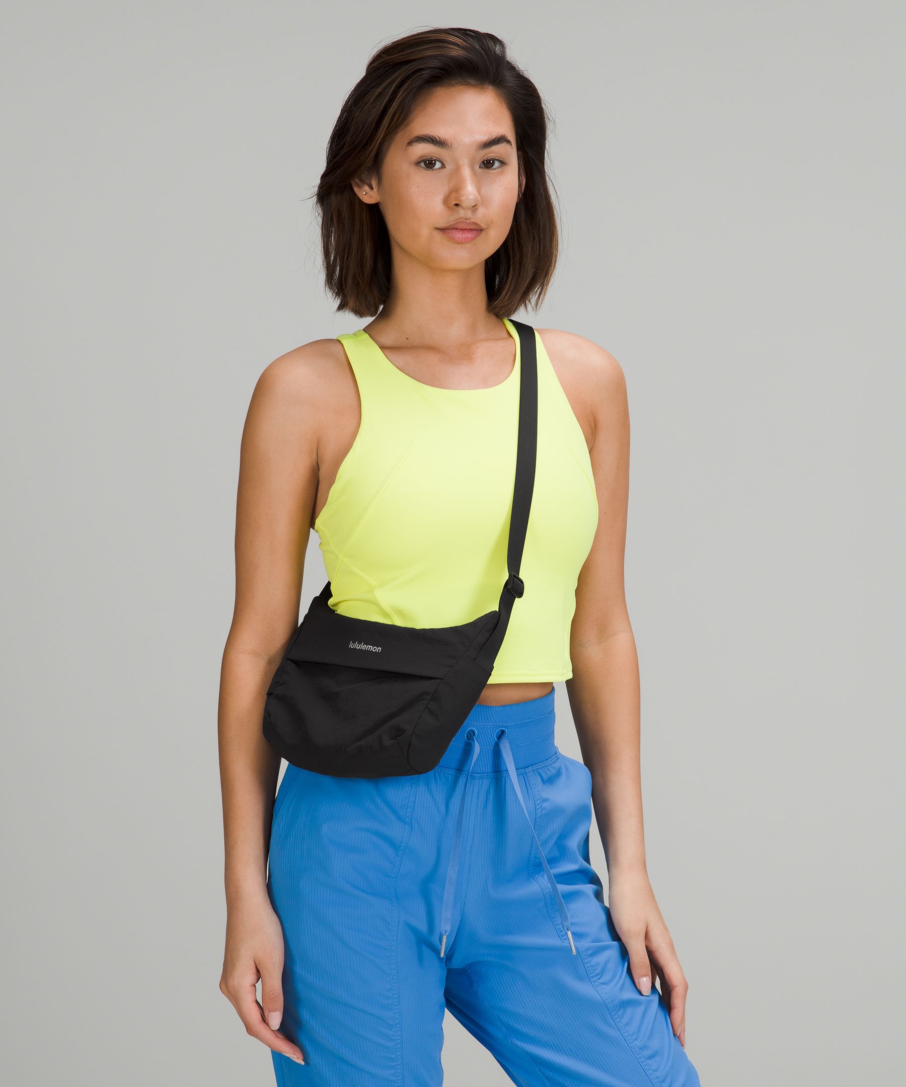 Lululemon hot sling crossbody bag