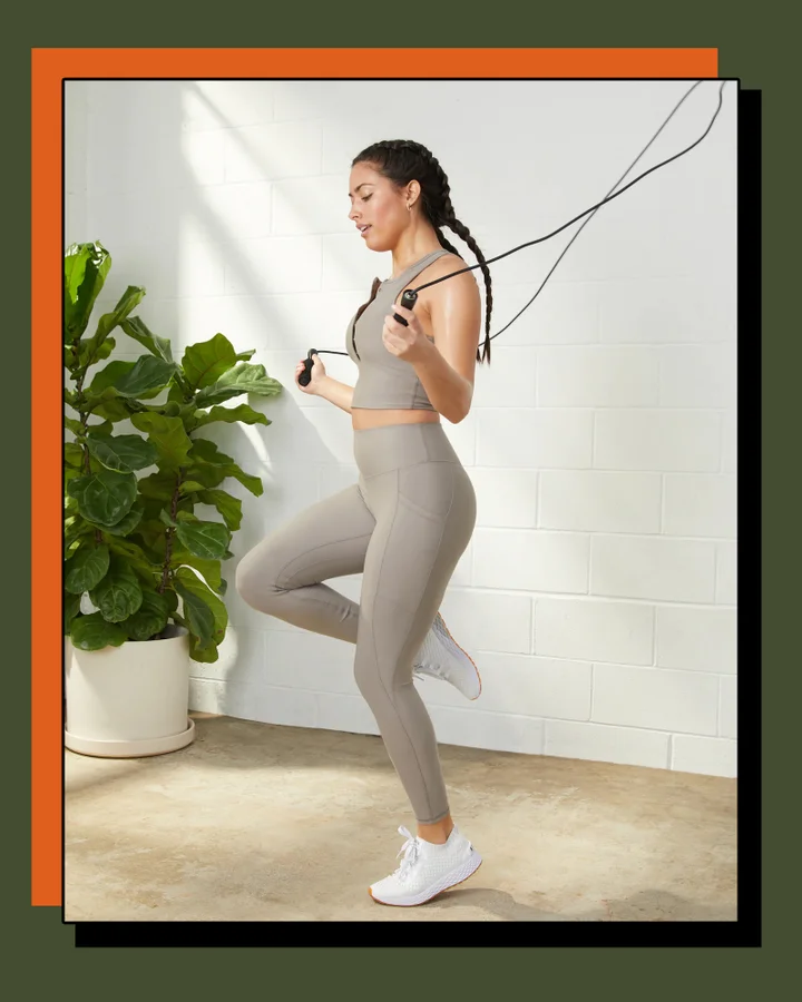   Essentials Women's Everyday Fitness 7/8 Zipped