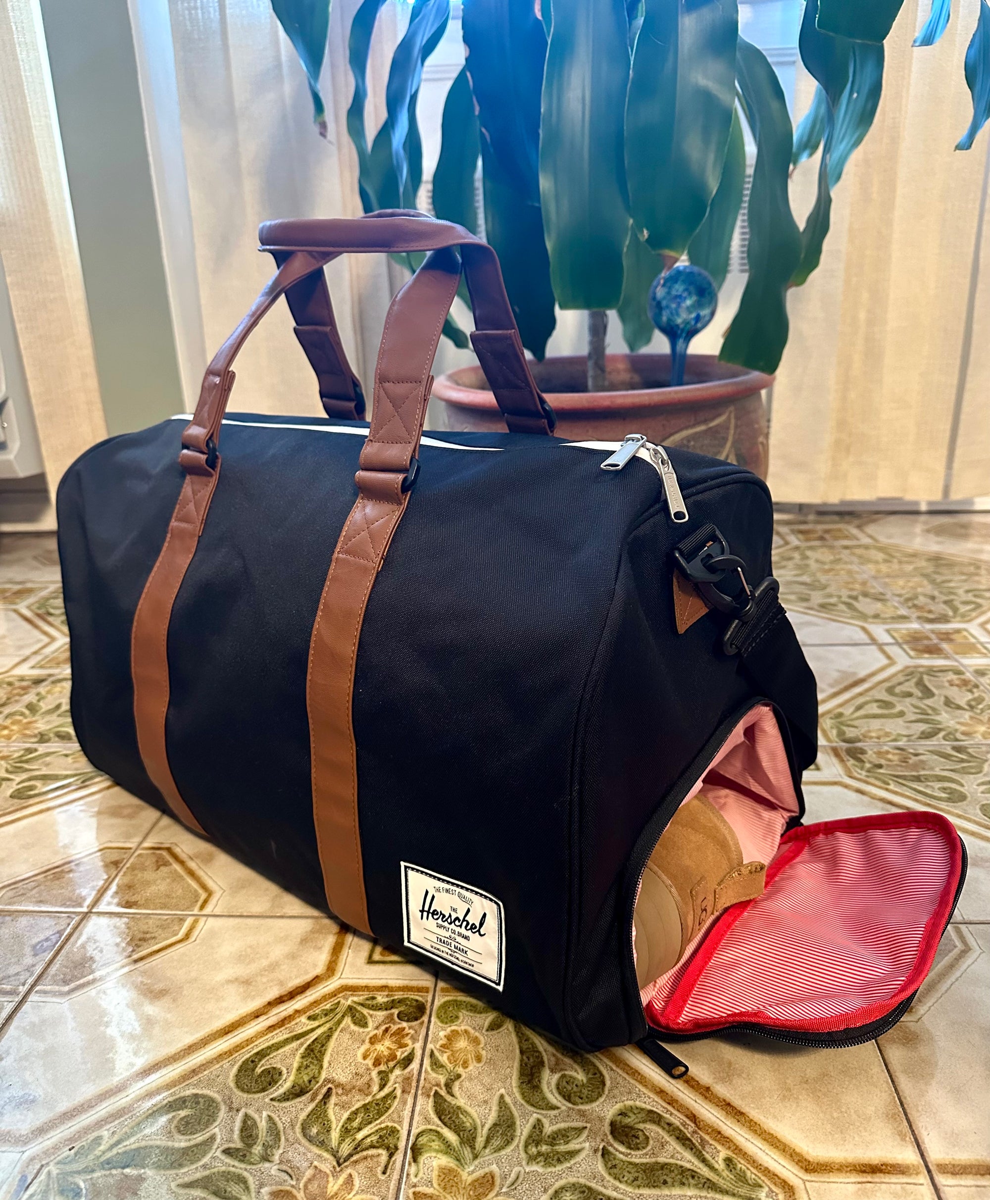 Herschel Luggage Review - Backpack, Hardshell Suitcases