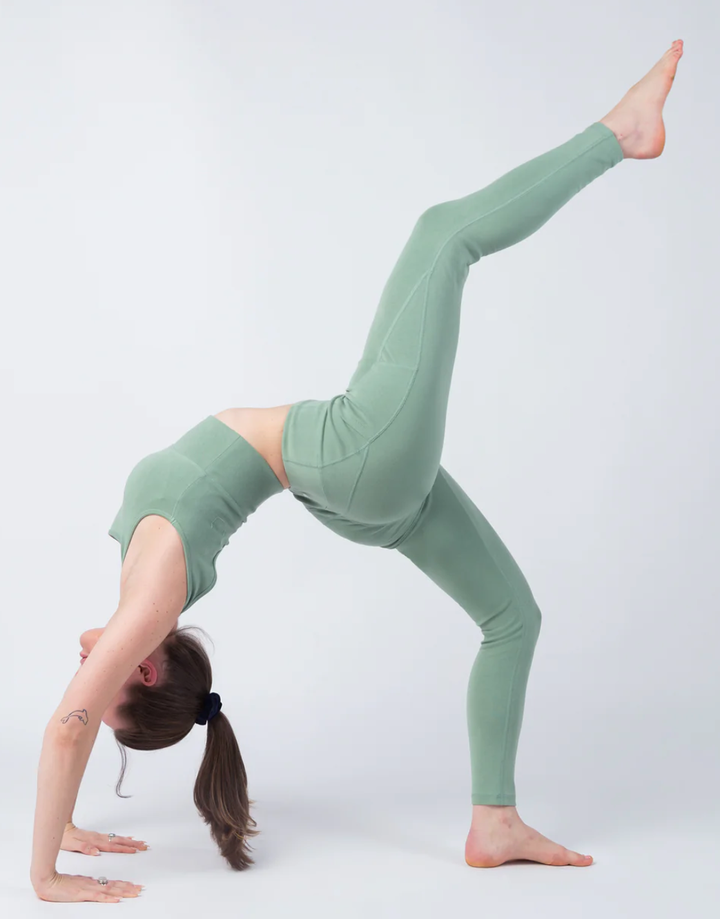 10 Eco-friendly leggings for your yoga practice — The Yogi Press